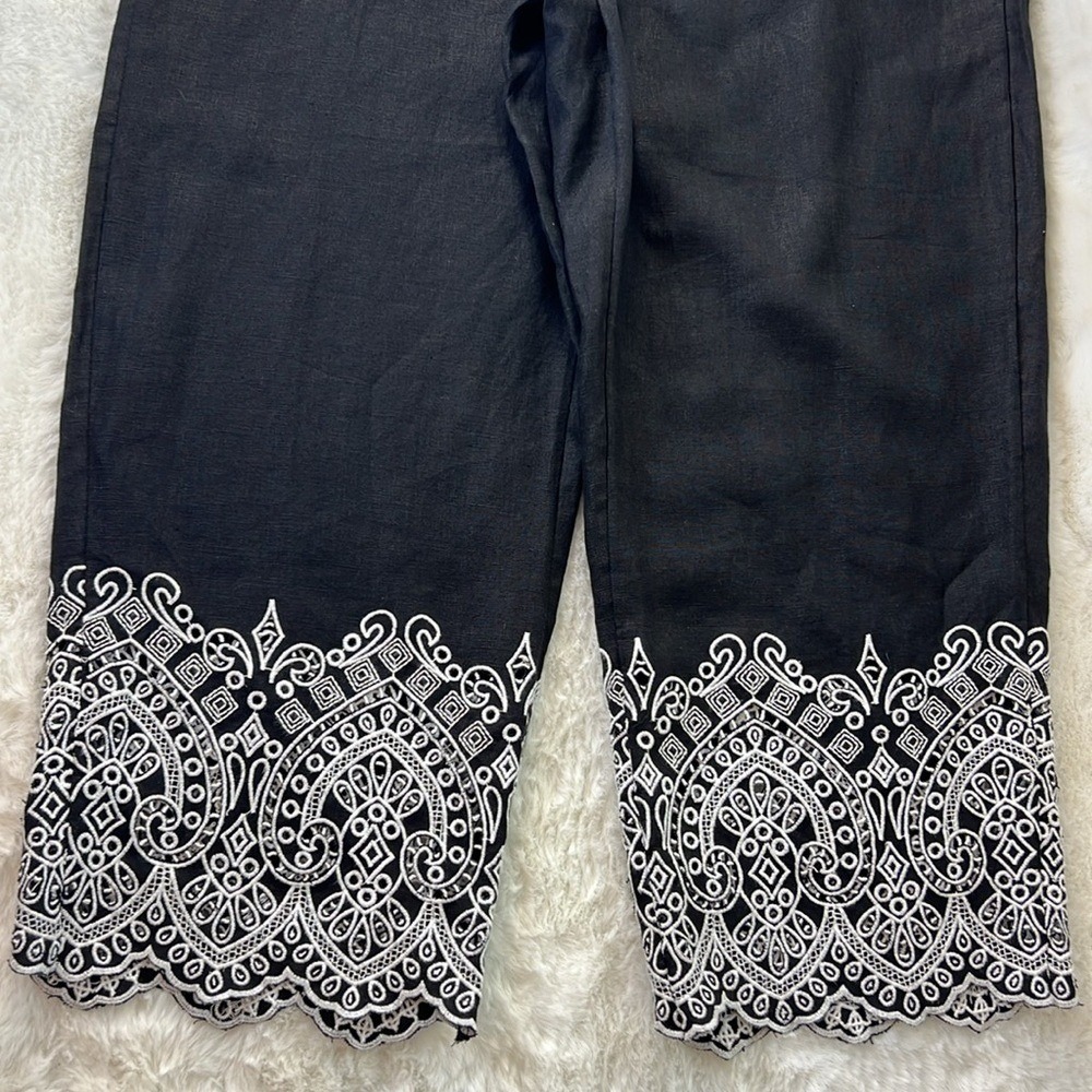 Chicos Linen Crop Straight Pant 14 Black White Embroidery Lightweight Pockts NEW - Picture 5 of 17